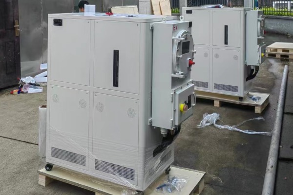 江蘇某科技公司購買的防爆高低溫一體機系統設備已發貨